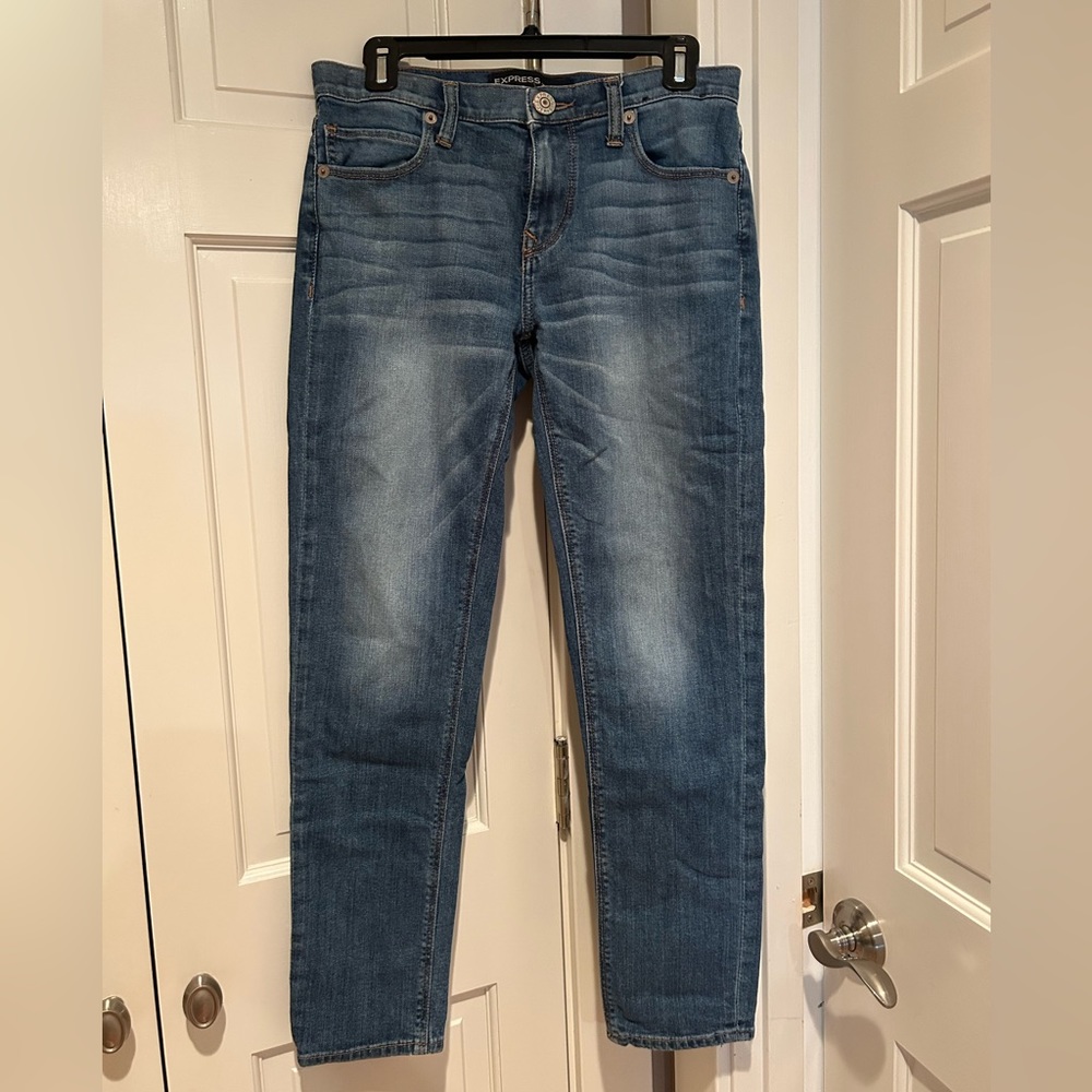 Express denim - women’s straight leg jeans. Size 2